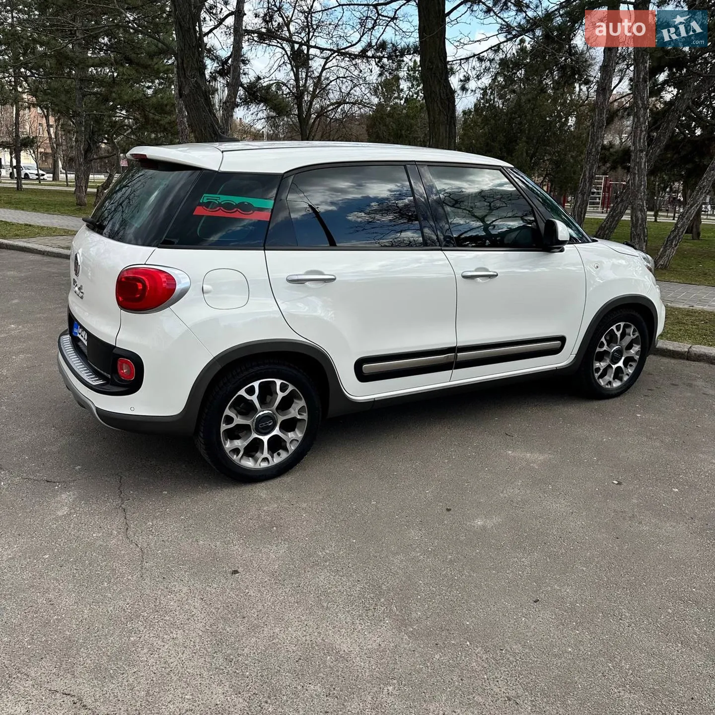 2013 Fiat 500L - мініатюра 11