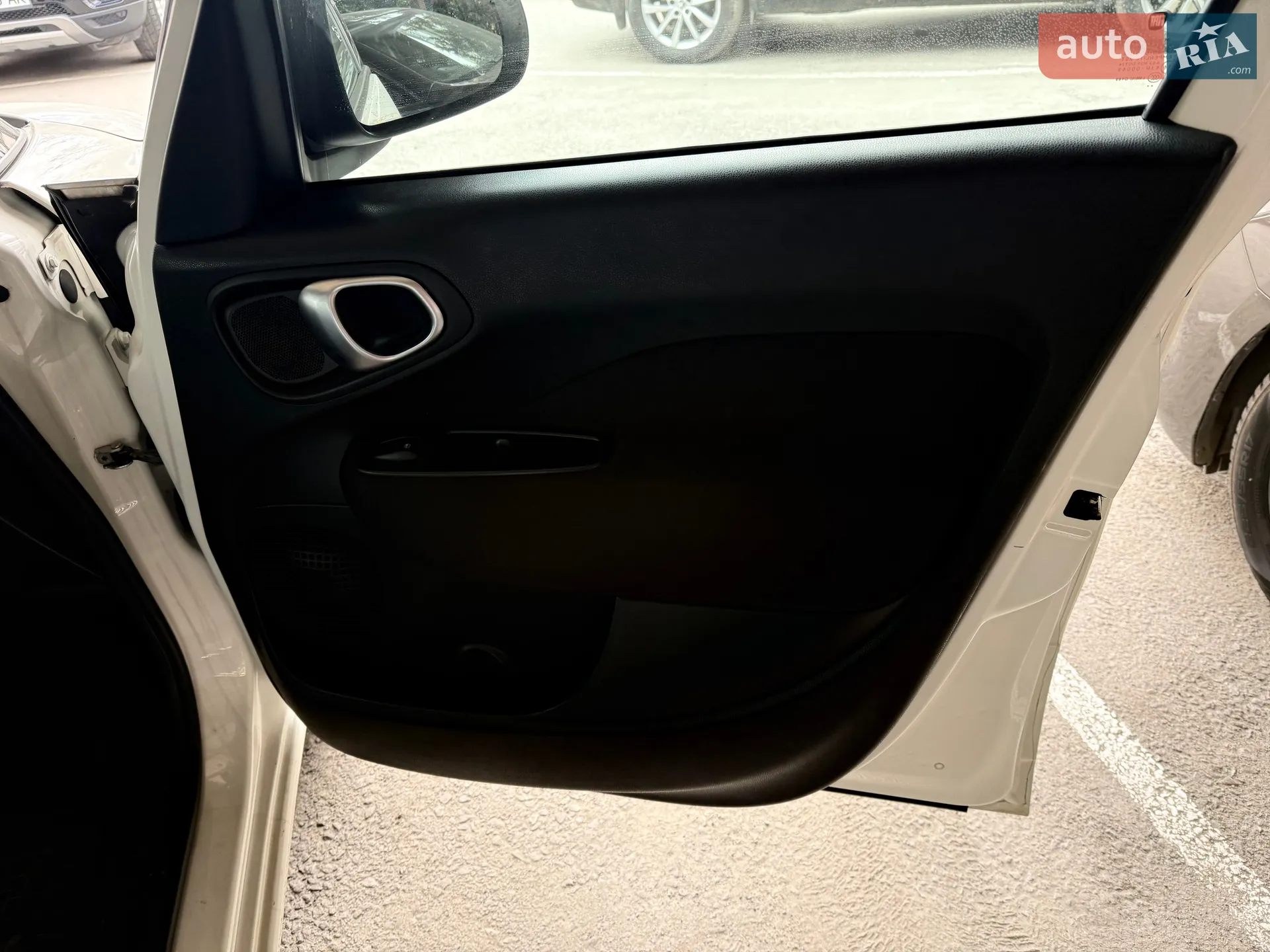 2014 Fiat 500L - мініатюра 29