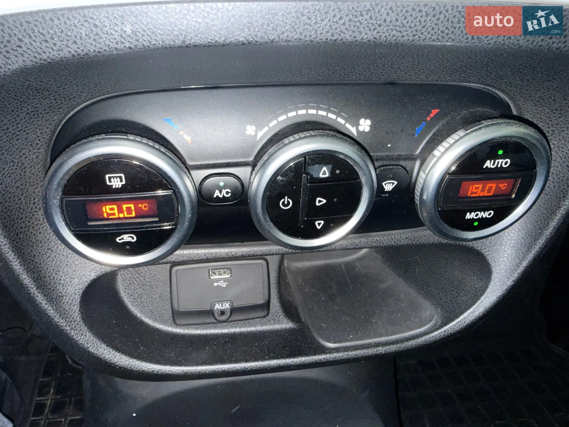 2014 Fiat 500L - мініатюра 24