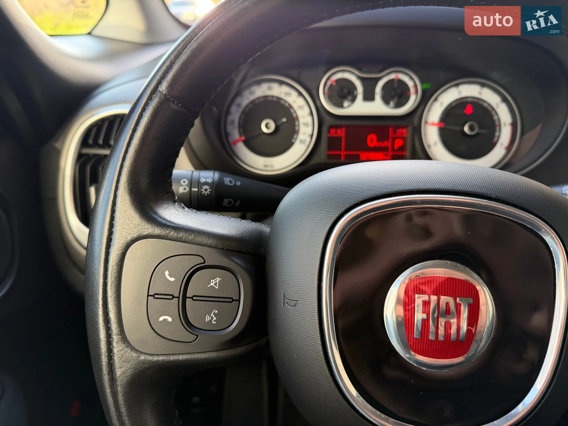 2016 Fiat 500L - мініатюра 39