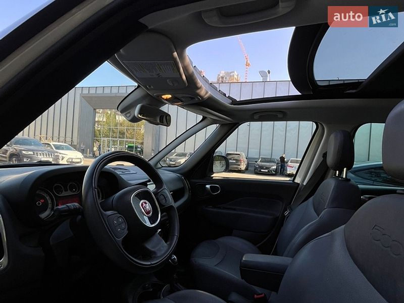 Хэтчбек Fiat 500L 2015 в Киеве