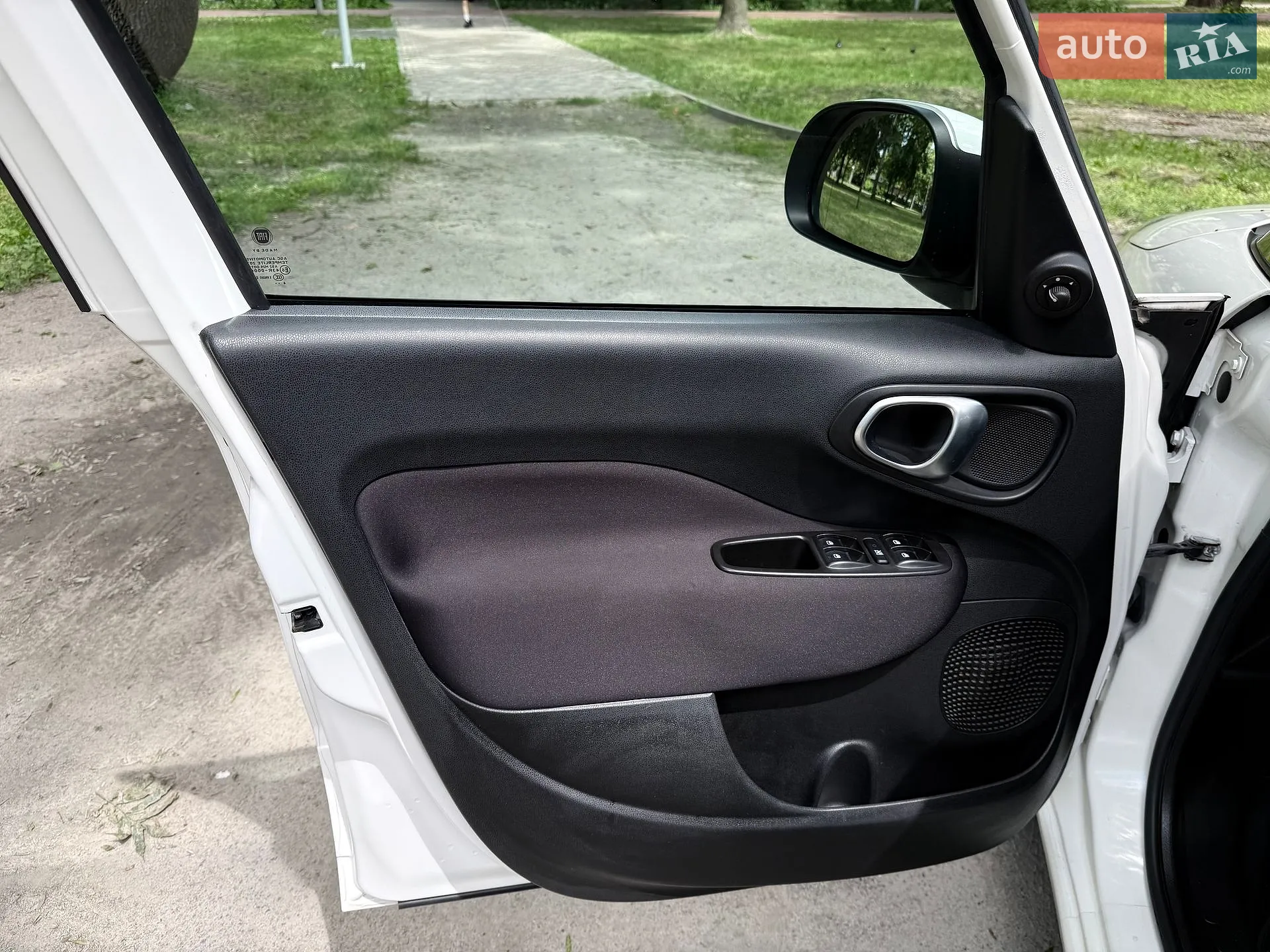 2014 Fiat 500L - мініатюра 36