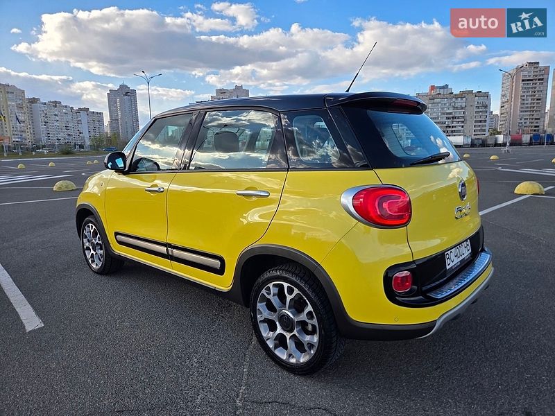 Хэтчбек Fiat 500L 2017 в Киеве