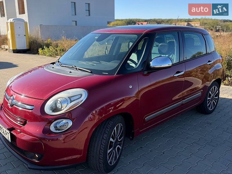 2014 Fiat 500L, VIN ZFBCFACH7E2029763:plate — photo 1 (autoria)