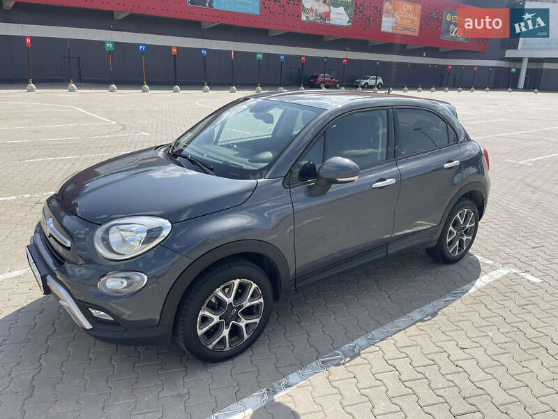 Внедорожник / Кроссовер Fiat 500X 2017 в Киеве