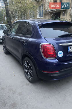 Внедорожник / Кроссовер Fiat 500X 2015 в 
