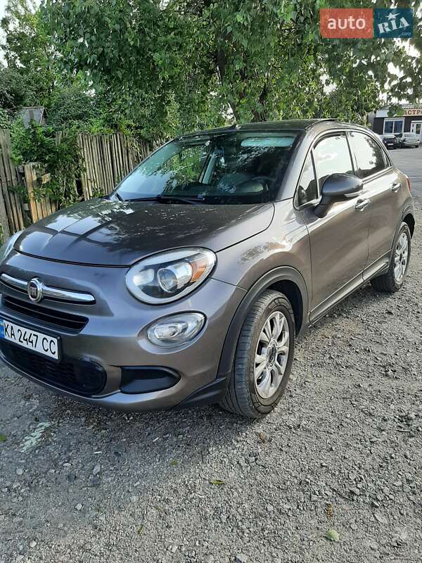 Внедорожник / Кроссовер Fiat 500X 2015 в 