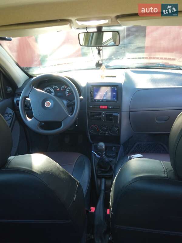 Седан Fiat Albea 2009 в Лубнах