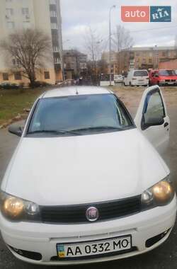 Седан Fiat Albea 2011 в Києві