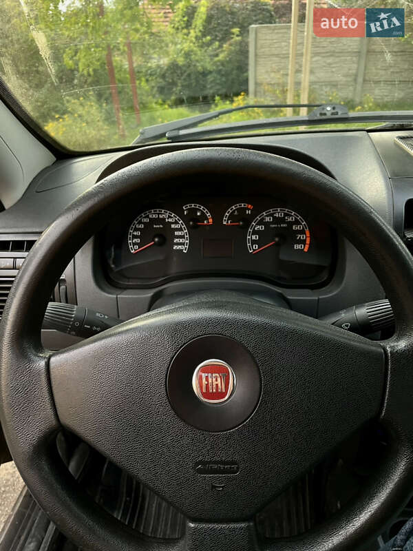 Седан Fiat Albea 2009 в Первомайске