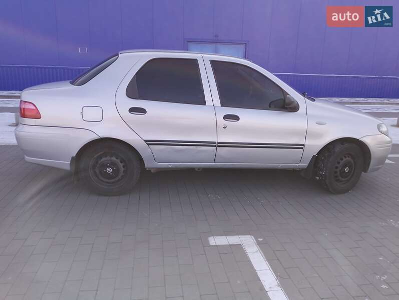 Седан Fiat Albea 2010 в Виннице