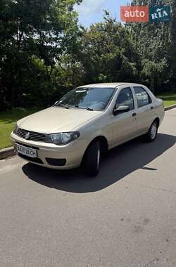 Седан Fiat Albea 2010 в 