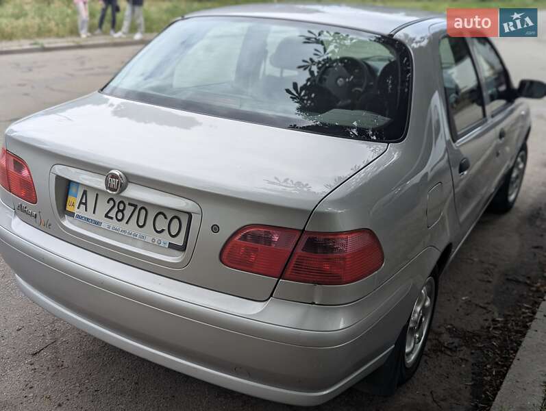 Седан Fiat Albea 2011 в Киеве