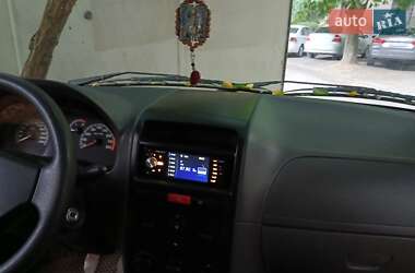 Седан Fiat Albea 2006 в 