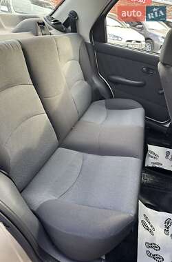 Седан Fiat Albea 2010 в 