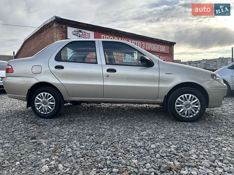 Седан Fiat Albea 2010 в Смеле