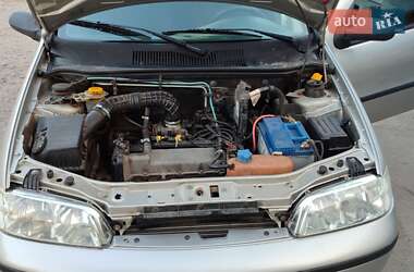 Седан Fiat Albea 2003 в 