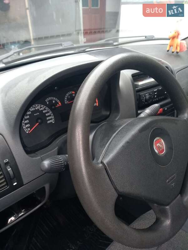 Седан Fiat Albea 2010 в Хорошеве фото 6 Седан Fiat Albea 2010 в Хорошеве