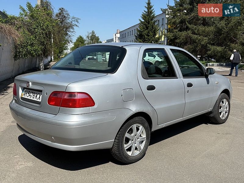 Седан Fiat Albea 2010 в Киеве
