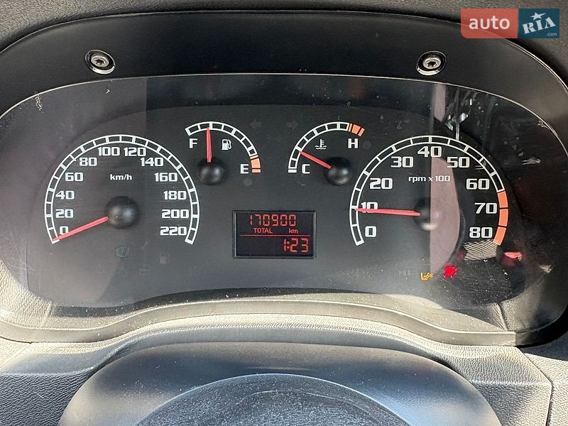 Седан Fiat Albea 2010 в Киеве