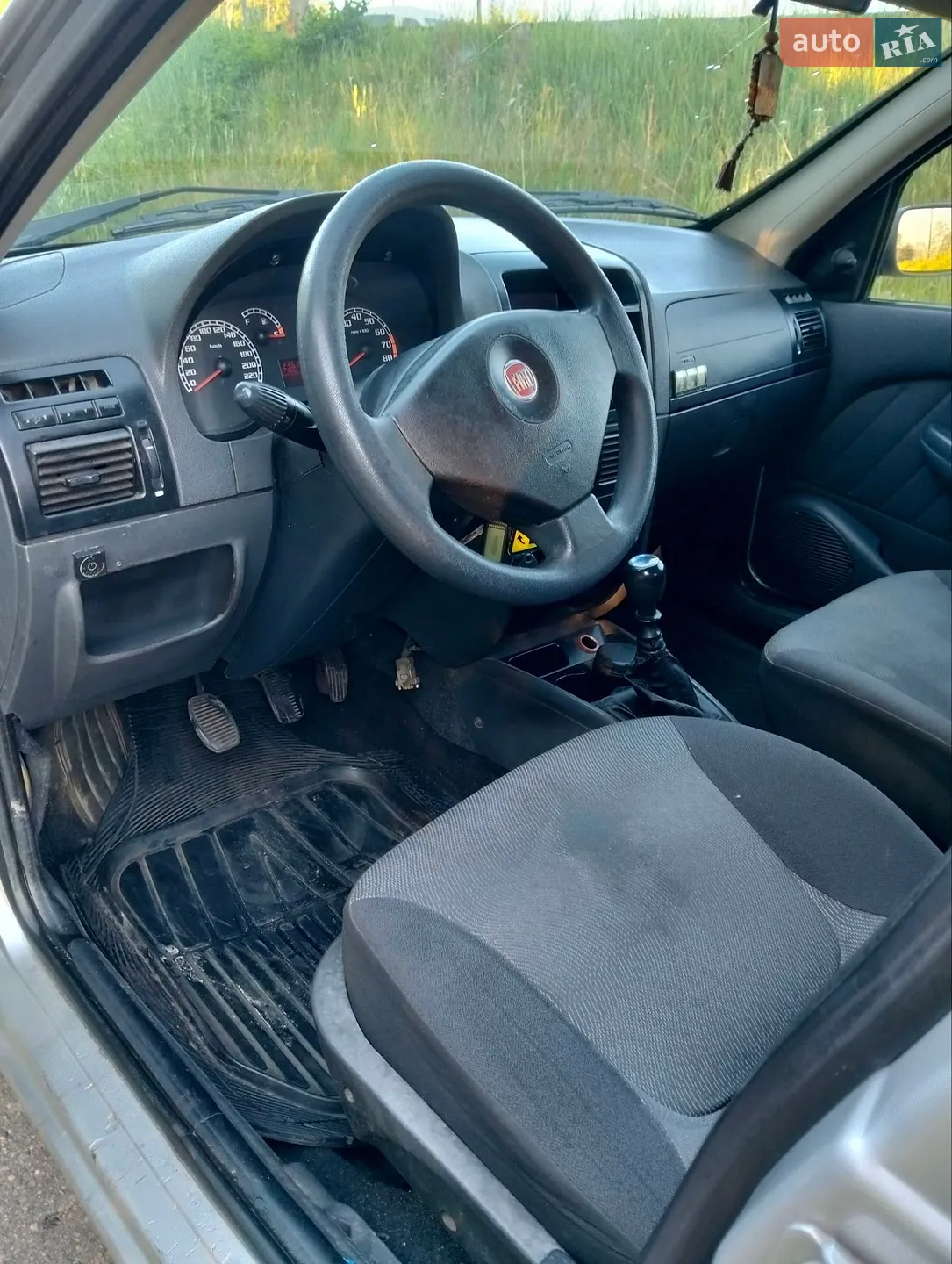 2010 Fiat Albea - мініатюра 16
