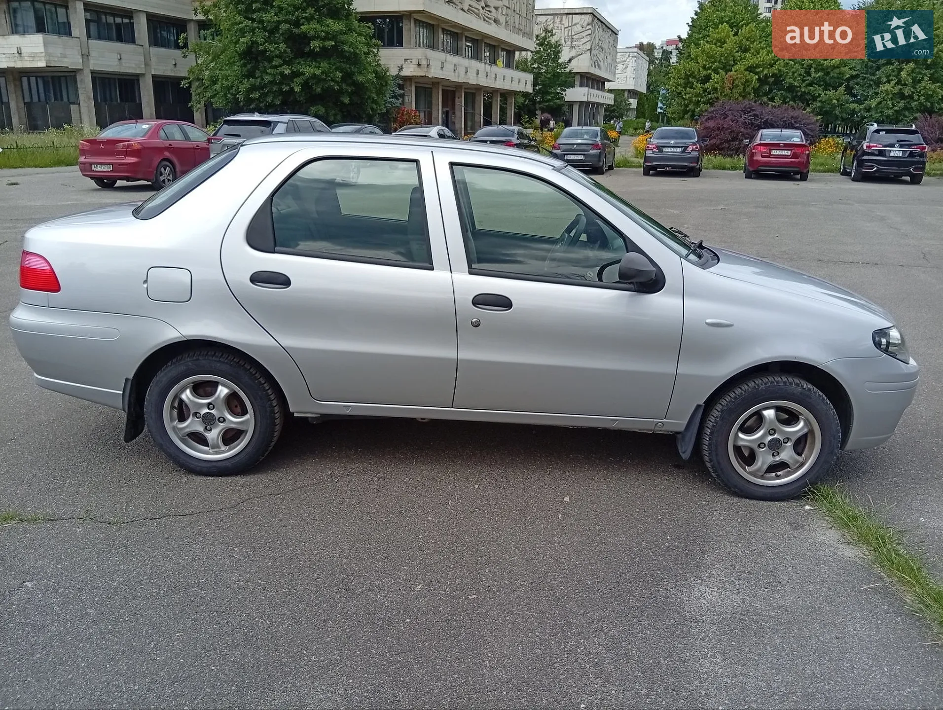 2011 Fiat Albea - мініатюра 28