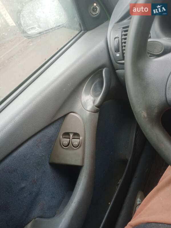 Хэтчбек Fiat Brava 1996 в Лубнах