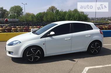 Хэтчбек Fiat Bravo 2010 в Киеве