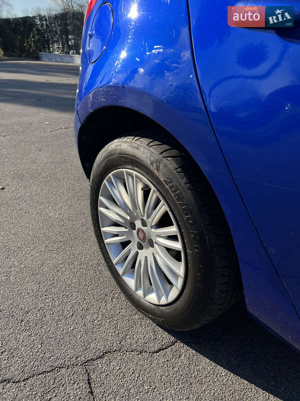 Хетчбек Fiat Bravo 2011 в Горішніх Плавнях