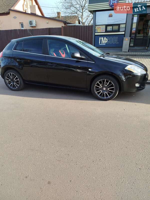 Хэтчбек Fiat Bravo 2009 в Миргороде