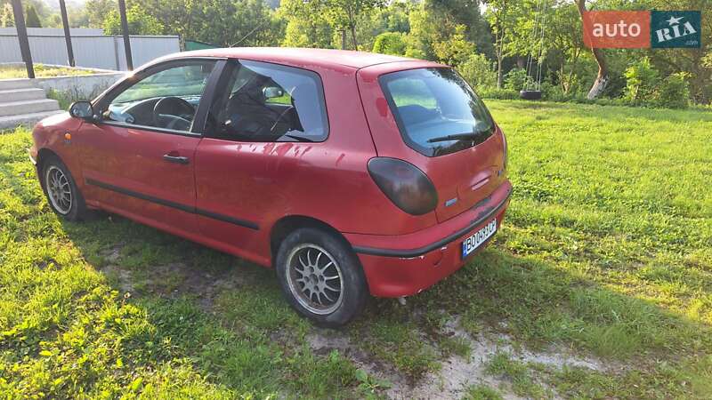 Хэтчбек Fiat Bravo 1996 в Микулинцах