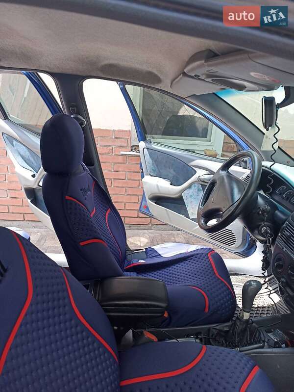 Хэтчбек Fiat Bravo 1996 в Запорожье