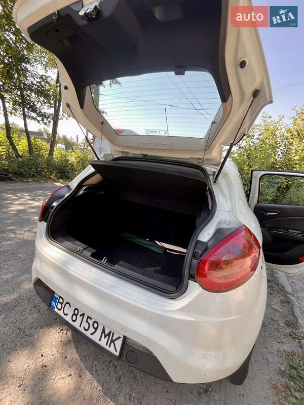 Хетчбек Fiat Bravo 2012 в Львові фото 9 Хетчбек Fiat Bravo 2012 в Львові
