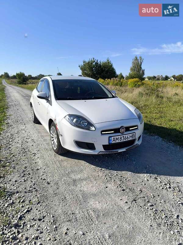 Хэтчбек Fiat Bravo 2012 в 