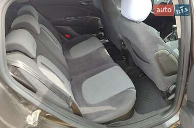 Хэтчбек Fiat Bravo 2009 в 