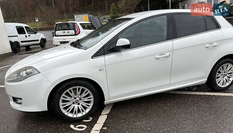 Хэтчбек Fiat Bravo 2011 в Львове