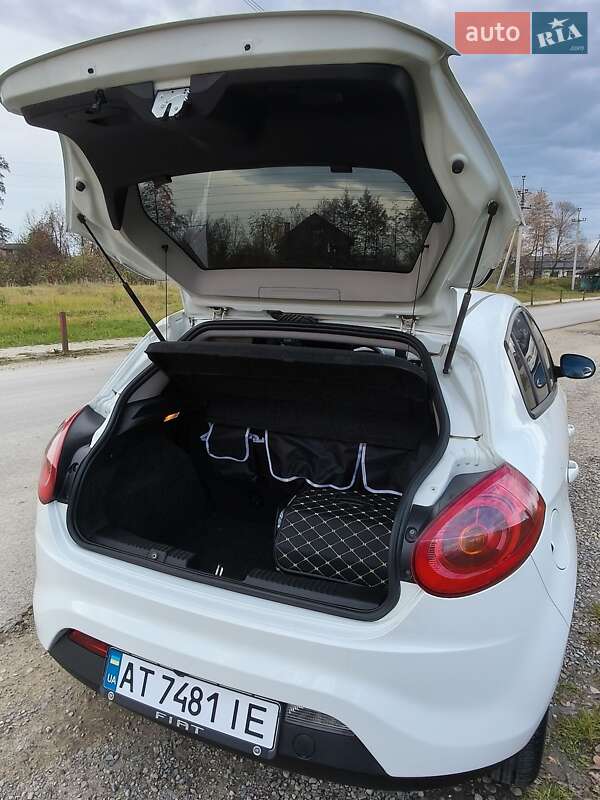 Хэтчбек Fiat Bravo 2009 в Ивано-Франковске