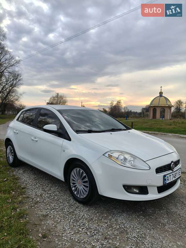 Хэтчбек Fiat Bravo 2009 в Ивано-Франковске