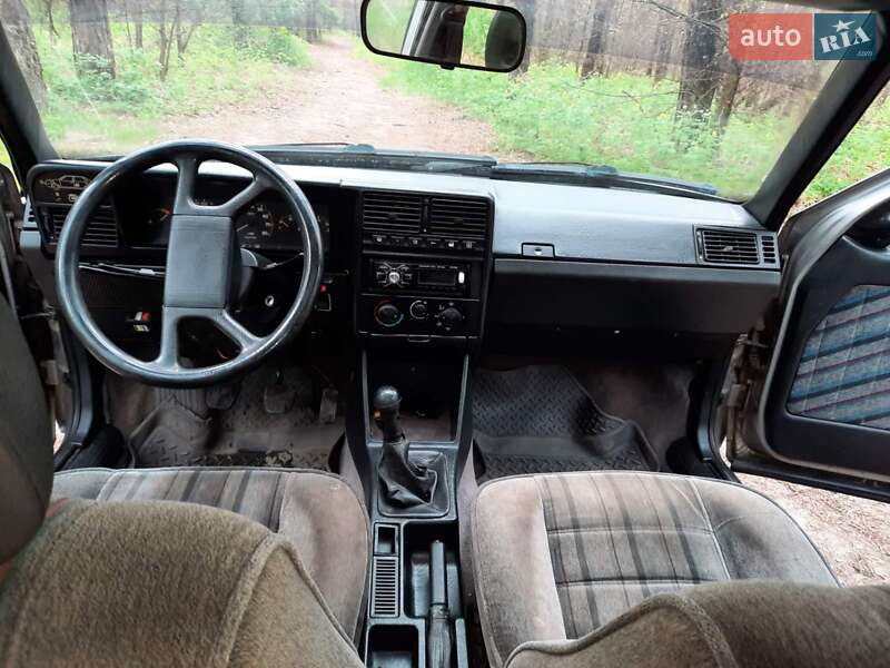 Ліфтбек Fiat Croma 1988 в Кропивницькому