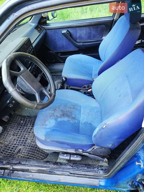 Лифтбек Fiat Croma 1986 в Ровно фото 5 Лифтбек Fiat Croma 1986 в Ровно