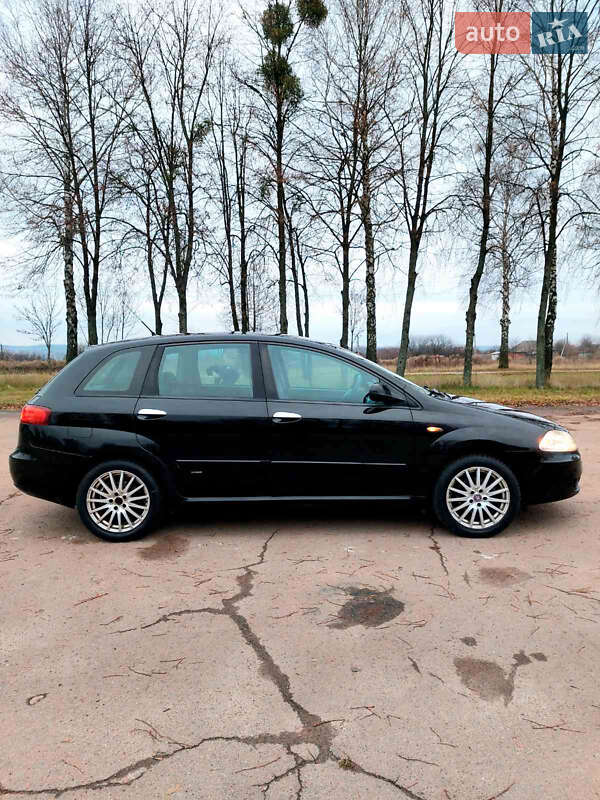 Универсал Fiat Croma 2006 в Ромнах