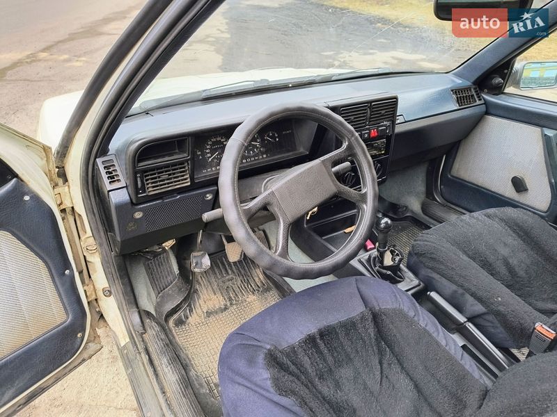 Лифтбек Fiat Croma 1987 в Миргороде фото 14 Лифтбек Fiat Croma 1987 в Миргороде