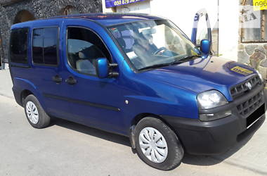 Универсал Fiat Doblo Panorama 2004 в Ивано-Франковске