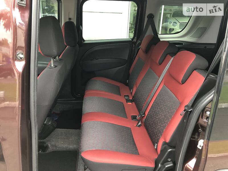 Минивэн Fiat Doblo Panorama 2013 в Киеве