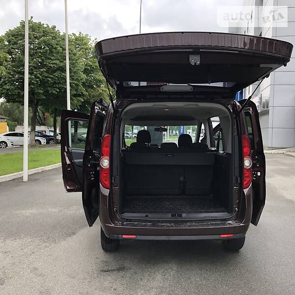 Минивэн Fiat Doblo Panorama 2013 в Киеве