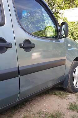 Мінівен Fiat Doblo Panorama 2008 в 
