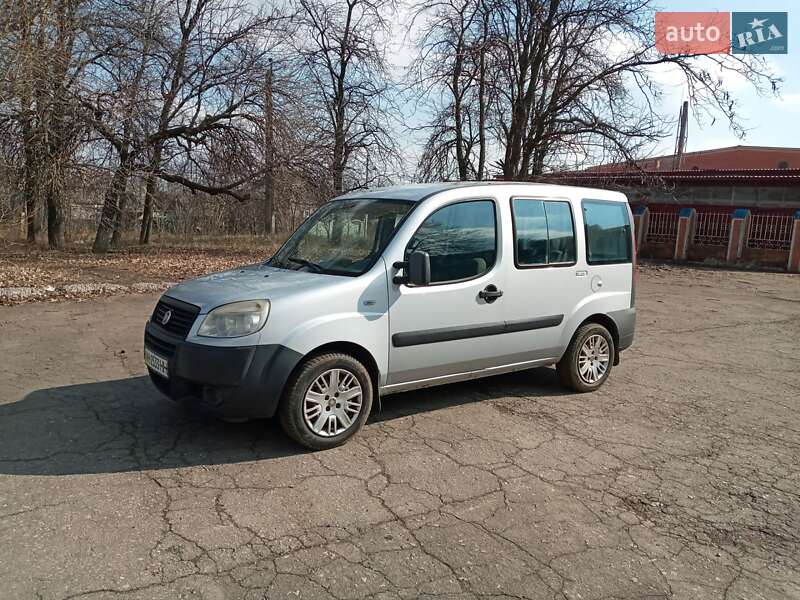 Fiat Doblo Panorama 2010