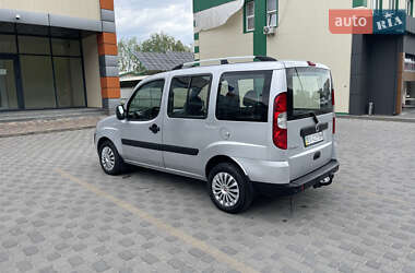 Мінівен Fiat Doblo Panorama 2009 в 