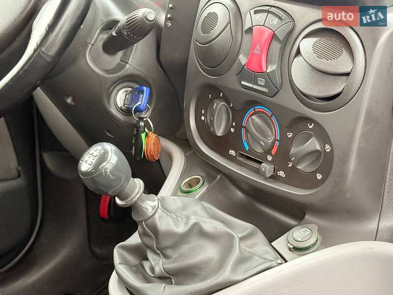 Мінівен Fiat Doblo Panorama 2006 в Харкові