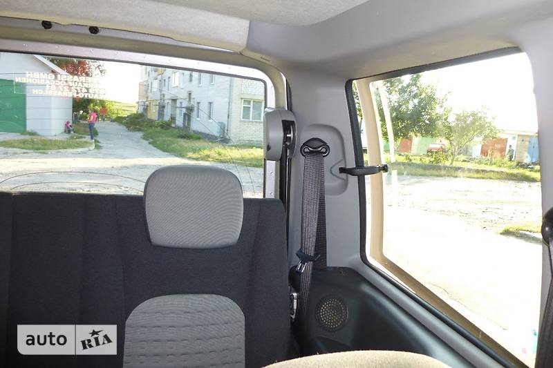 Универсал Fiat Doblo 2007 в Ровно фото 16 Универсал Fiat Doblo 2007 в Ровно